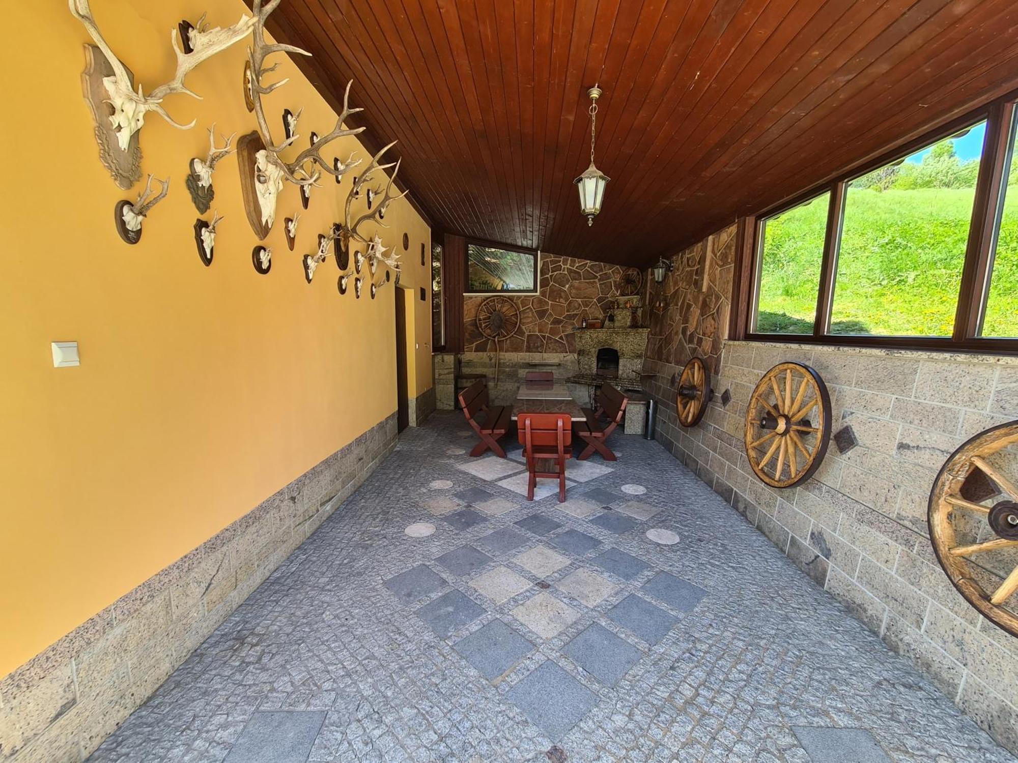 Pod Laskiem Krosnica  Luaran gambar